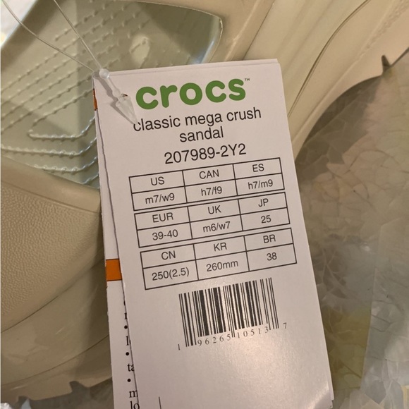 New Crocs Classic Mega Crush Sandal Sandals Bone Women 9 W9 - Picture 7 of 9